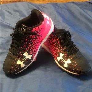 Under Armour girls softball cleats